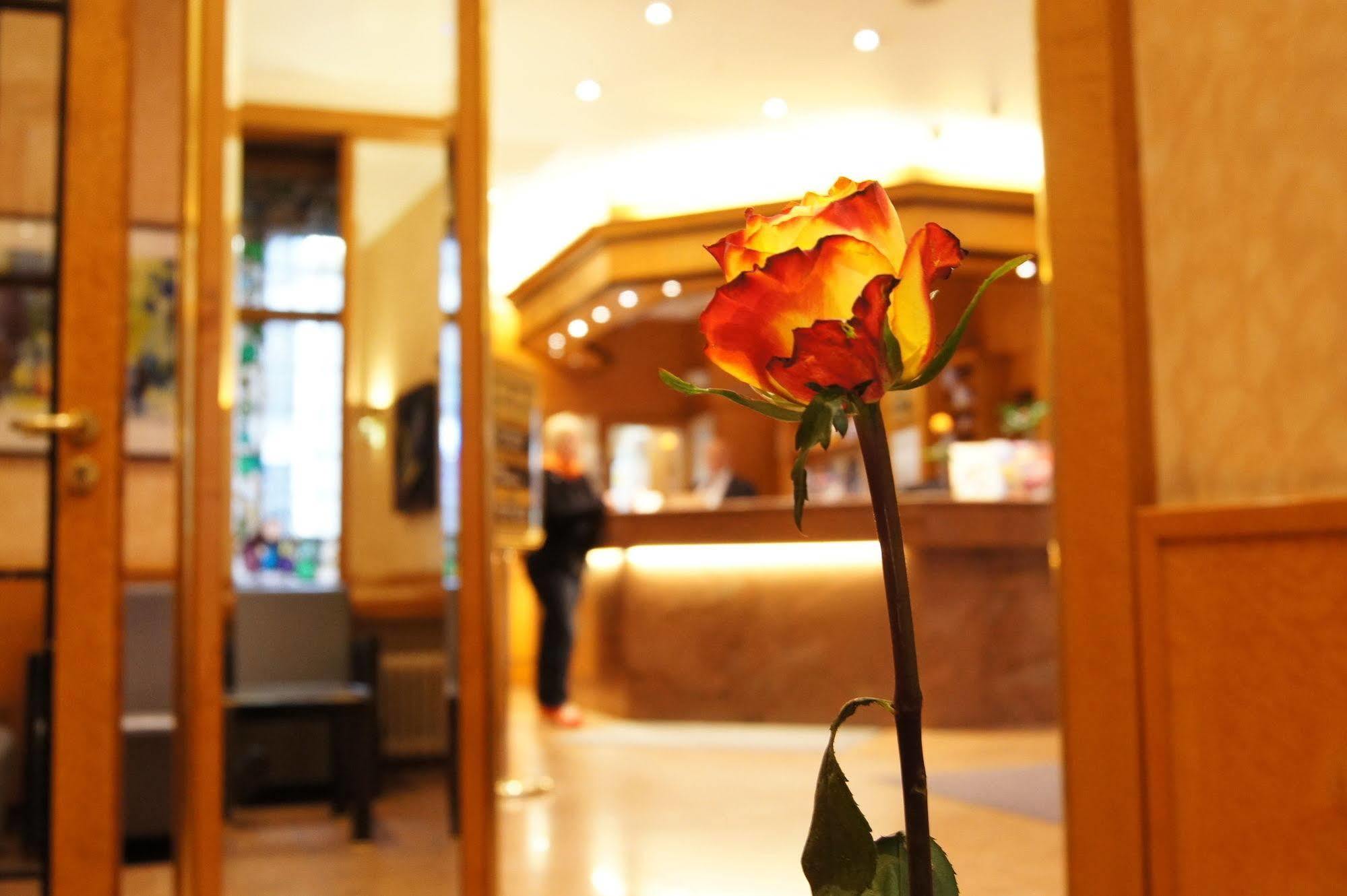 Berlin Plaza Hotel Am Kurfuerstendamm Kültér fotó